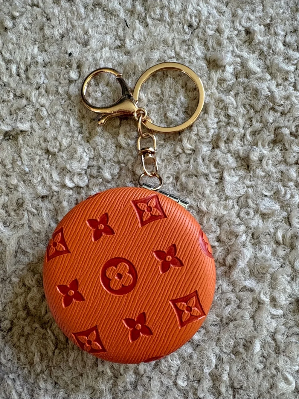 None compact orange